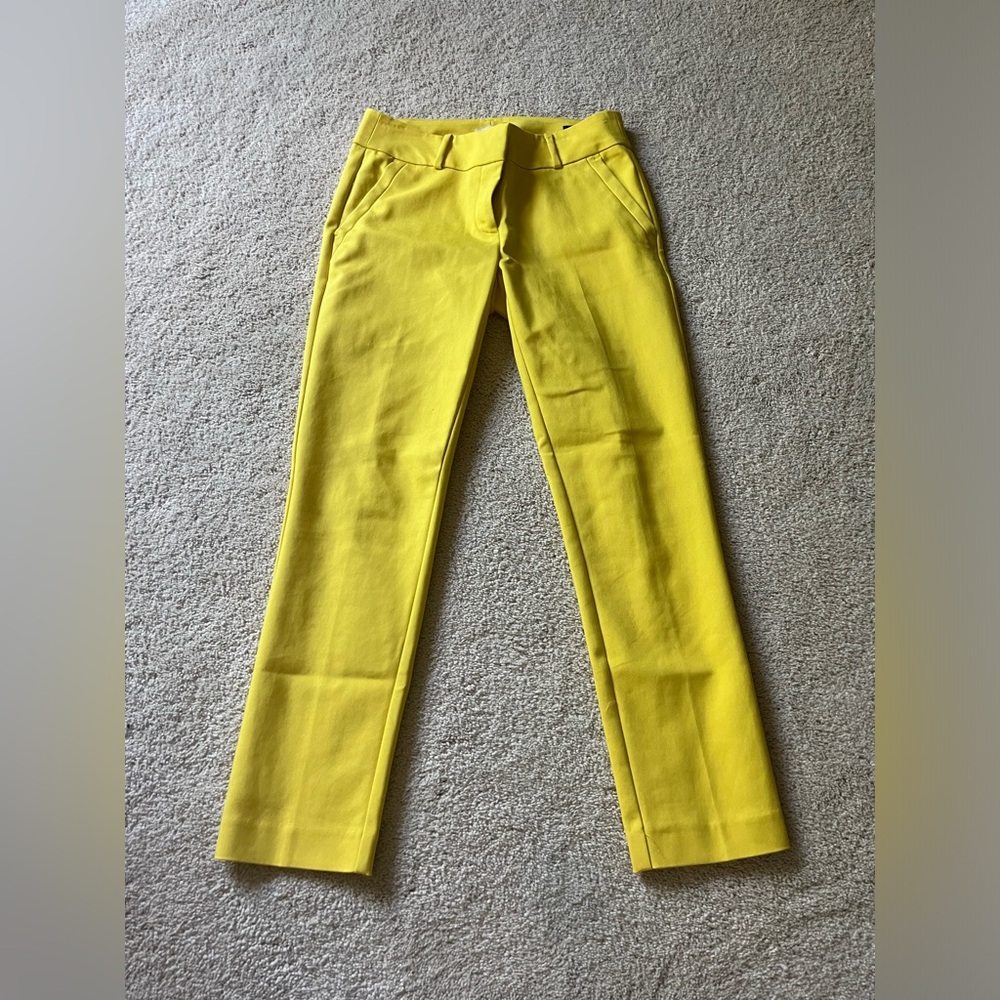 Yellow Loft Skinny Ankle pants Size 4